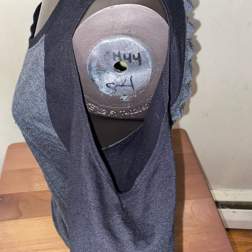 *SOLD* Glitter Skull Cold Shoulder Top Small - Picture 3 of 11